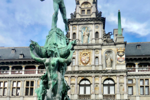 249DCF31-29ED-41D7-8C34-1E39B98202E0_1_201_a